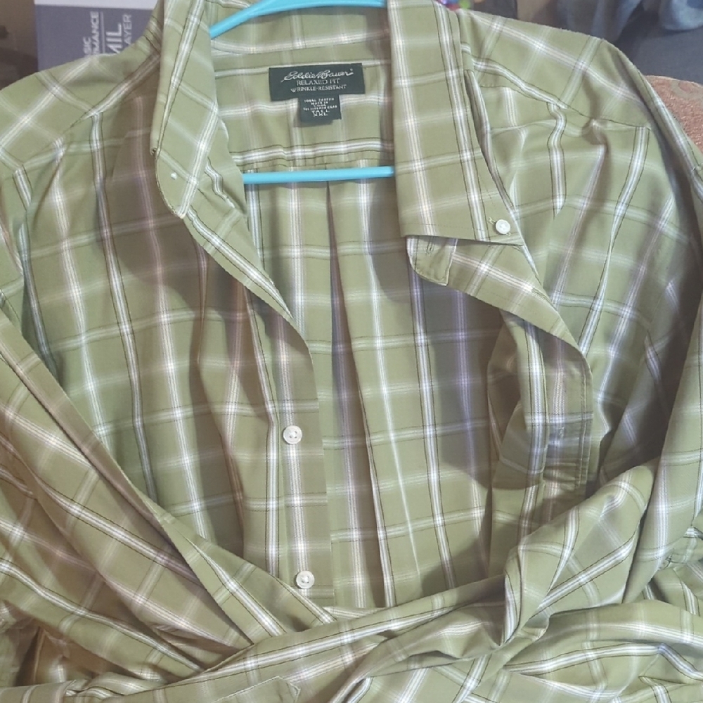 Eddie Bauer Green Casual Button Down Shirt